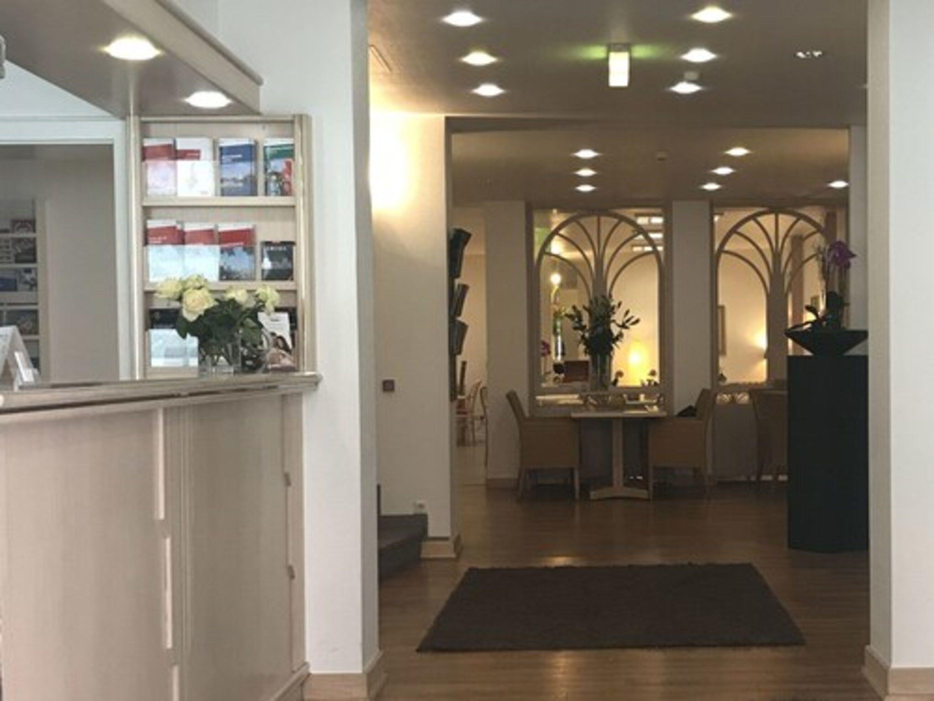 City Hotel Duesseldorf - Dusseldorf — Foto’s 3